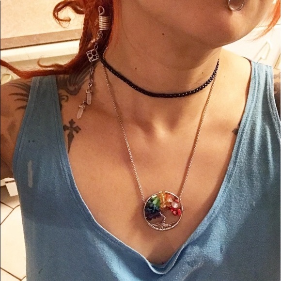 Rainbow chakra pride tree of life boho necklace - Picture 4 of 10